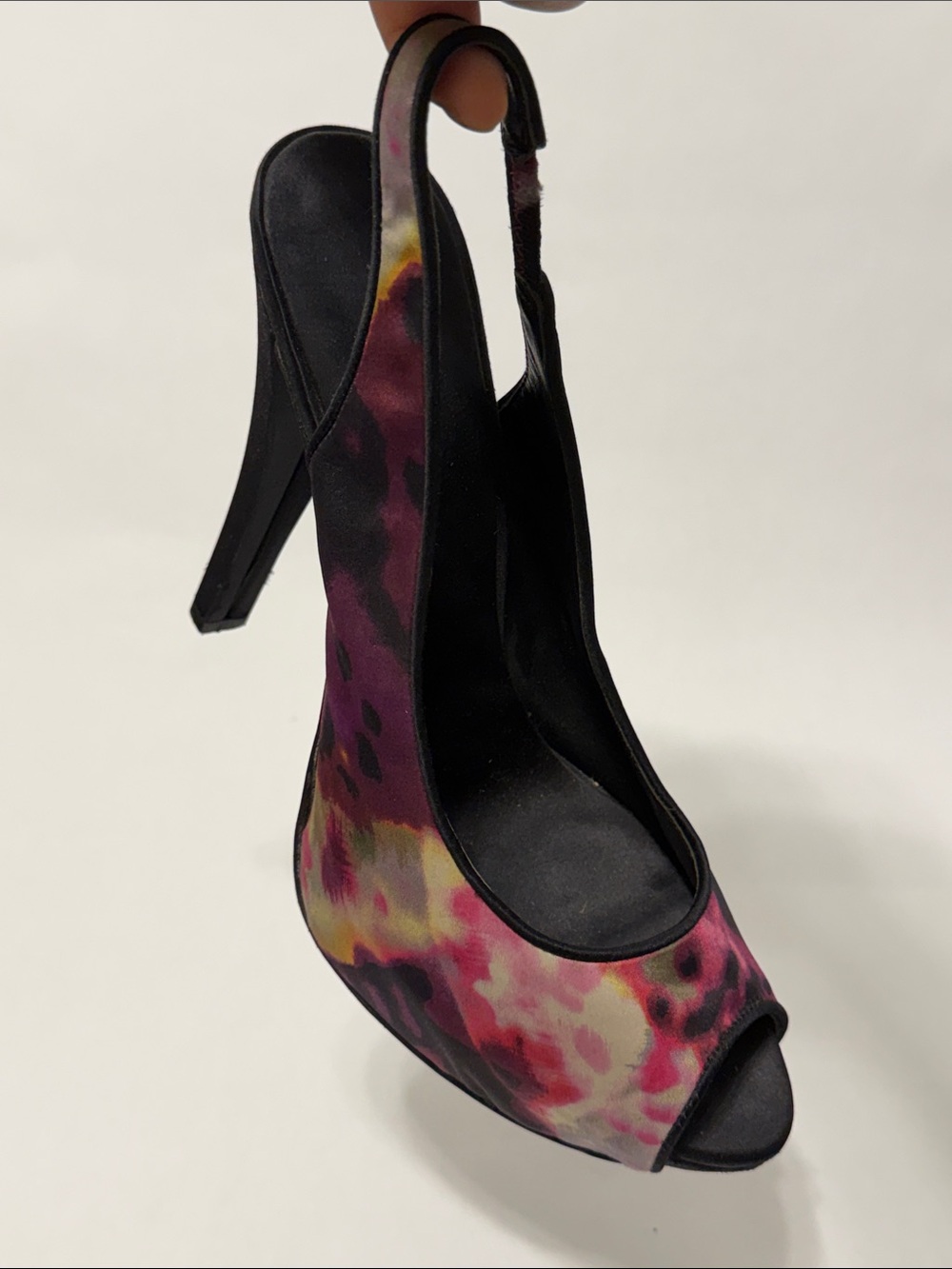 Karen Millen Floral Peep-Toe Slingback Heels in Pink and Black